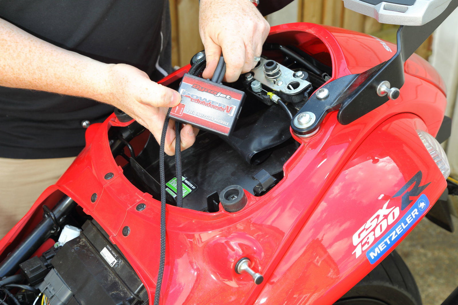 Fitted: Power Commander V for Suzuki GSX-S750